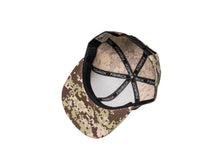 Load image into Gallery viewer, YOUTH Snapback Hat - Digital Camo #21
